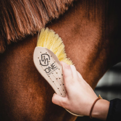 ONE EQUESTRIAN Børste soft - Gul
