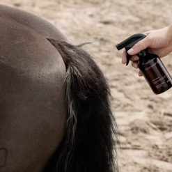 Alternative view of Grooming Deluxe Itch Stop Plus